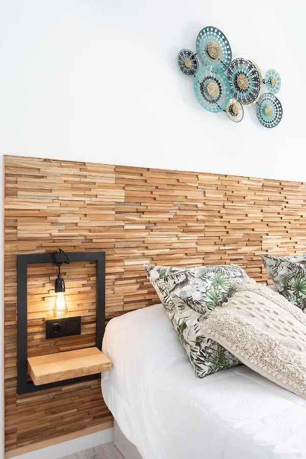 Home2Book Modern Las Americas Pool&Terrace 아로나